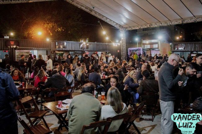 “A Festa de S. Roque foi ampliada com o Viva São Roque no Recanto da Cascata e não dividida”, diz o prefeito Guto Issa.